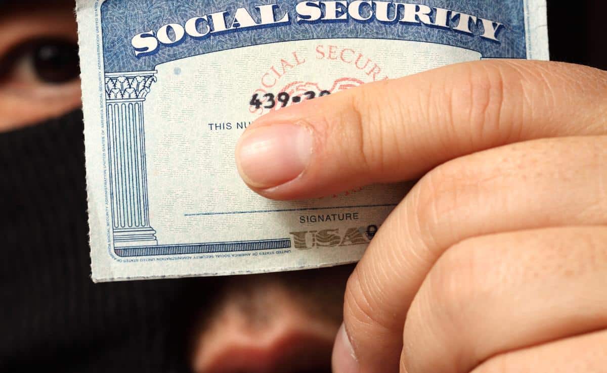 Thief with social security card