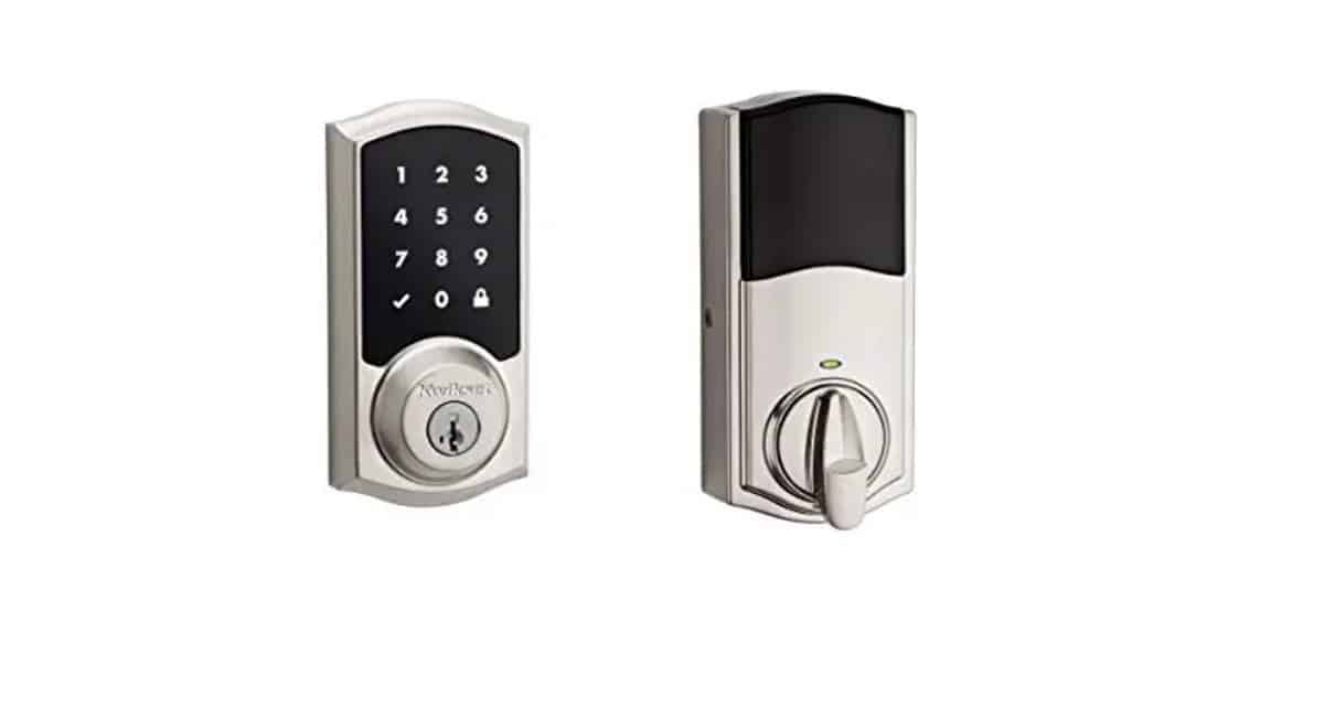 Kwikset Smartcode 916 keypad with white numbers and a traditional keyhole