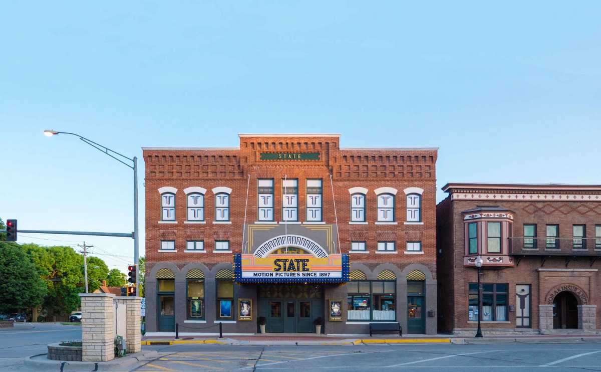 State theater Washington Iowa historic movie theater.