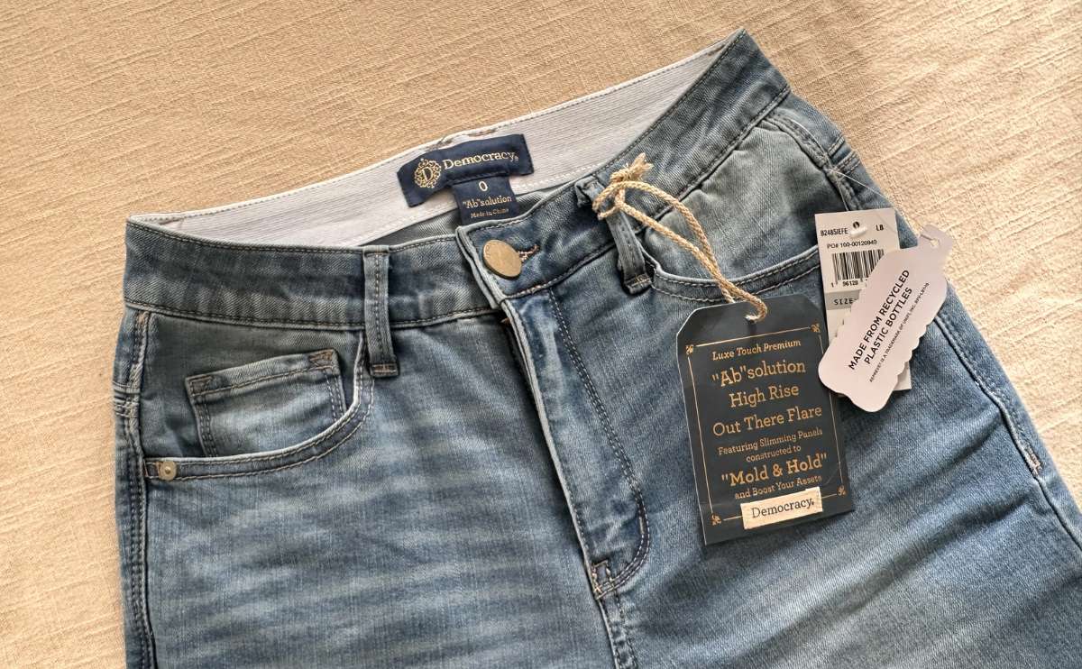 Stitch Fix jeans up close from Democracy size zero.